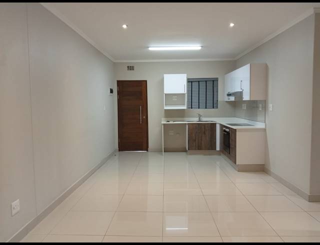 2 BEDROOM APARTMENT FOR SALE IN UMHLANGA RIDGE